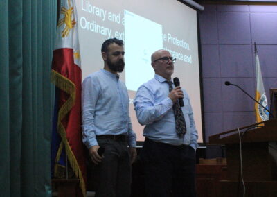 Pietro_Livi_Davide_Livi_conferenza_Manila_protezione_patrimonio_archivistico_librario_manutenzione_ordinaria_straordinaria_risposta_emergenze